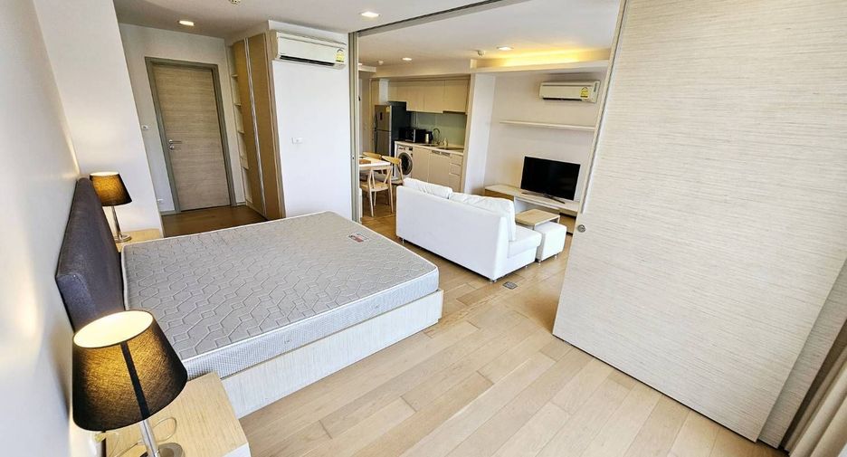 Condo en alquiler de 1 habitaciones en Khlong Toei, Bangkok