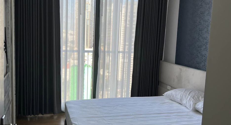 For rent 2 bedrooms condo in Khlong Toei, Bangkok