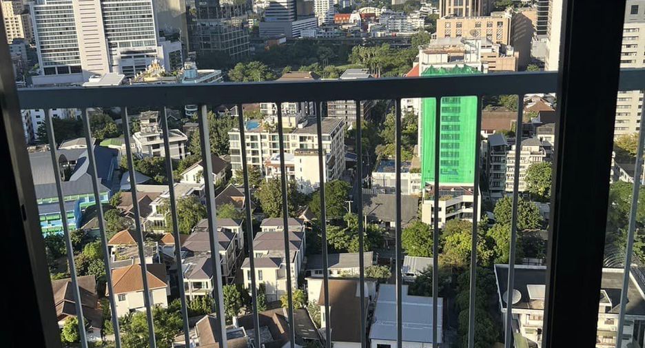 For rent 2 bedrooms condo in Khlong Toei, Bangkok