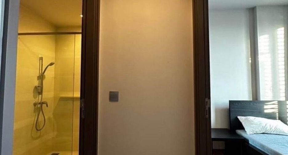 For sale 2 bedrooms condo in Khlong Toei, Bangkok