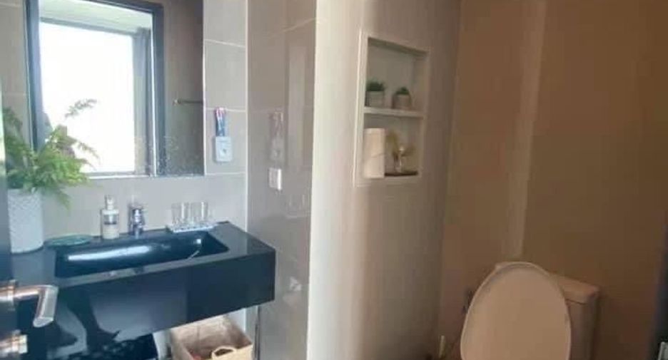 Condo en alquiler de 1 habitaciones en Khlong Toei, Bangkok