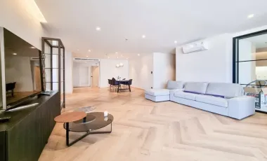 For rent 3 bedrooms condo in Watthana, Bangkok