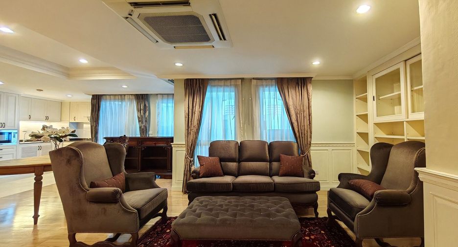 For rent 2 bedrooms condo in Pathum Wan, Bangkok