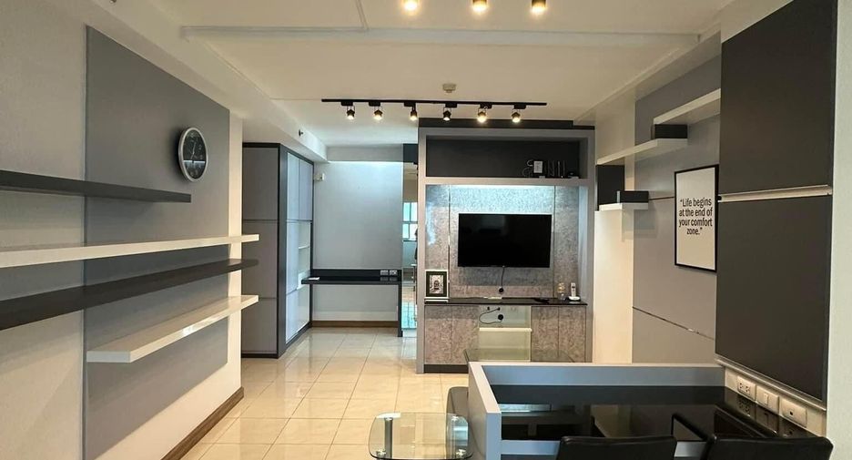 For sale 2 bedrooms condo in Watthana, Bangkok