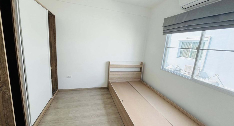 Casa en alquiler de 3 habitaciones en Prawet, Bangkok