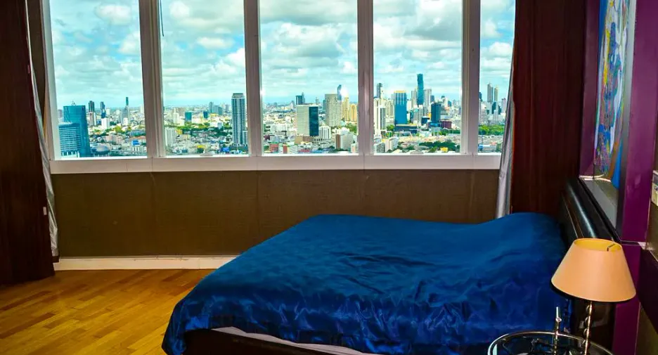 À louer 3 chambres condo à Khlong Toei, Bangkok