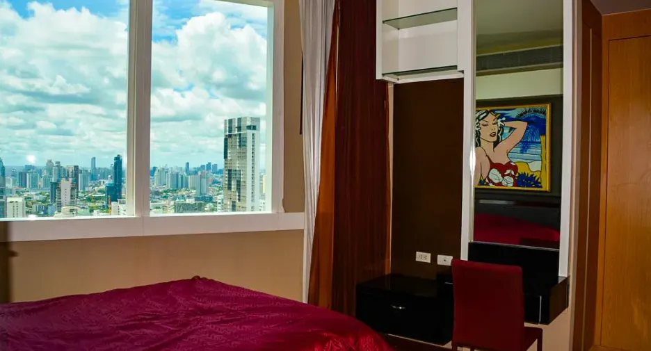 À louer 3 chambres condo à Khlong Toei, Bangkok