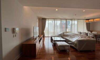Wohnung zur Miete mit 3 Zimmer in Watthana, Bangkok