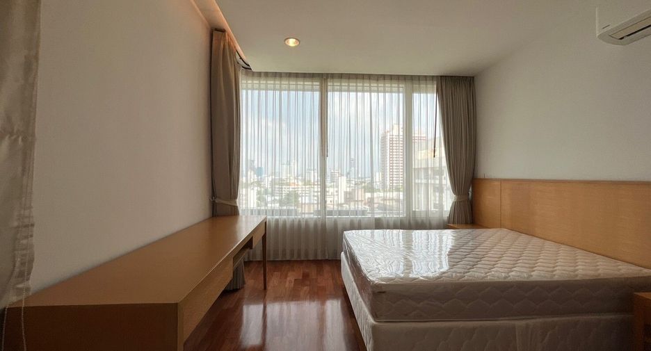 À louer 3 chambres condo à Watthana, Bangkok