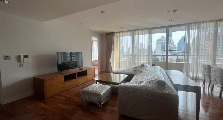 À louer 3 chambres condo à Watthana, Bangkok