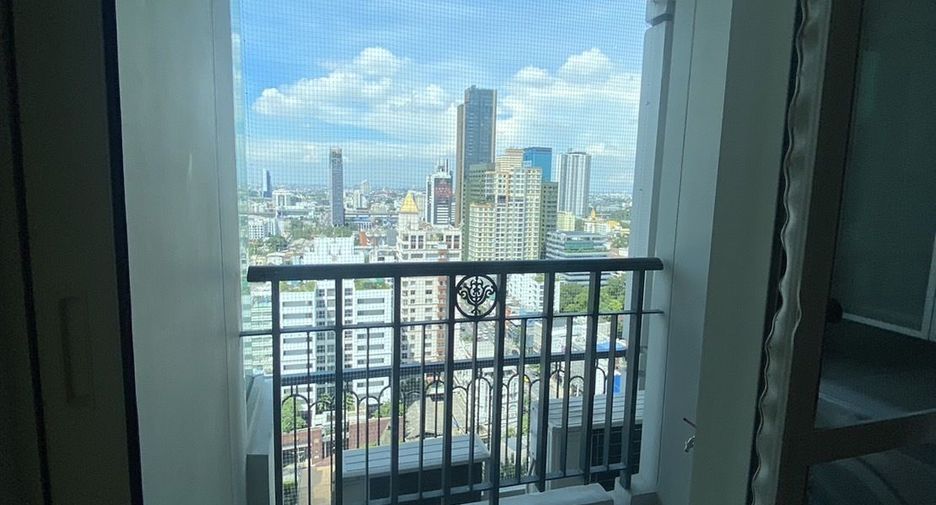 For rent 2 ベッドルーム condo in Watthana, Bangkok