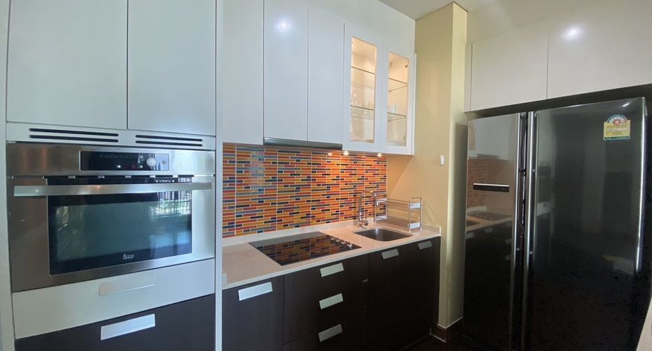 For rent 2 ベッドルーム condo in Watthana, Bangkok