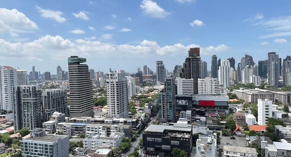 For rent 1 bed condo in Watthana, Bangkok