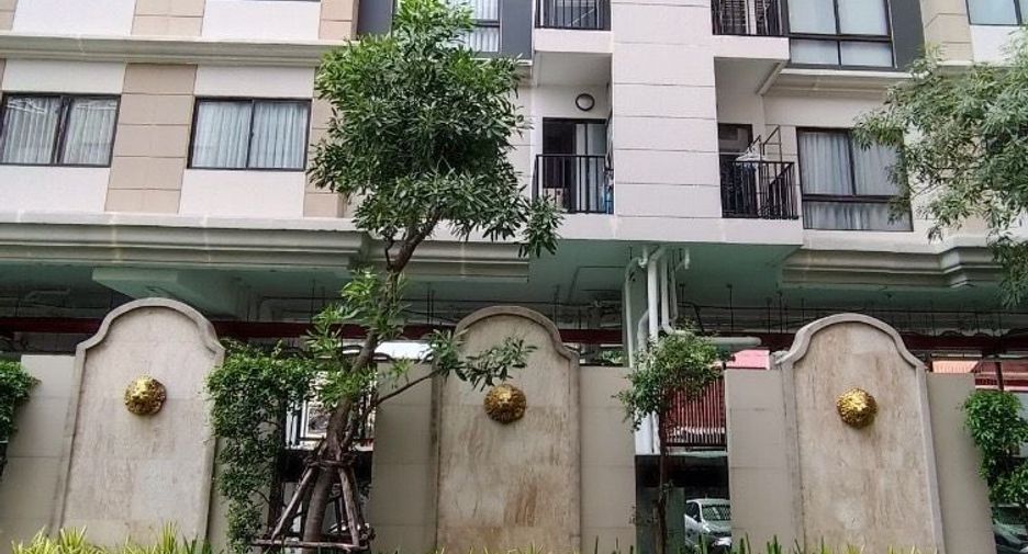 Condo en alquiler de 1 habitaciones en Khlong Toei, Bangkok