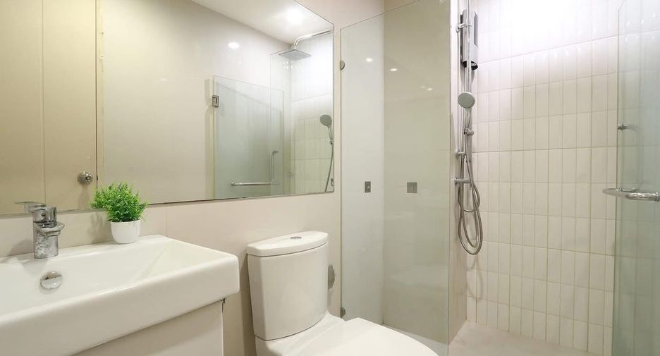 À vendre 1 chambre condo à Watthana, Bangkok