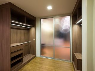 For rent 2 bedrooms apartment in Khlong Toei, Bangkok