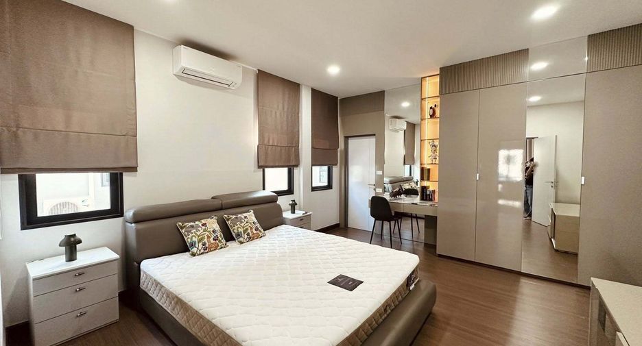 À louer 4 chambres maison à Bang Phli, Samut Prakan