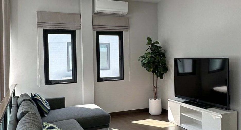 À louer 4 chambres maison à Bang Phli, Samut Prakan