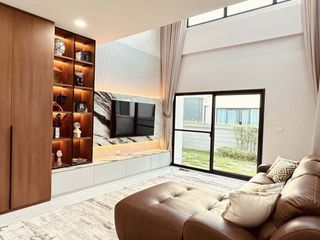 出租 4 卧室 独立屋 在 Bang Phli, Samut Prakan