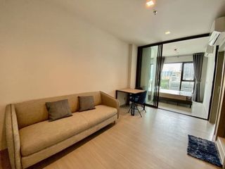 出租 2 卧室 公寓 在 Huai Khwang, 曼谷