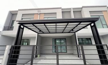Reihenhaus zur Miete mit 3 Zimmer in Bang Phli, Samut Prakan