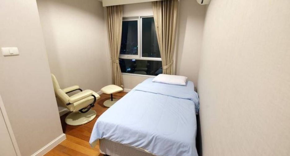 Wohnung zum Kauf mit 2 Zimmer in Huai Khwang, Bangkok