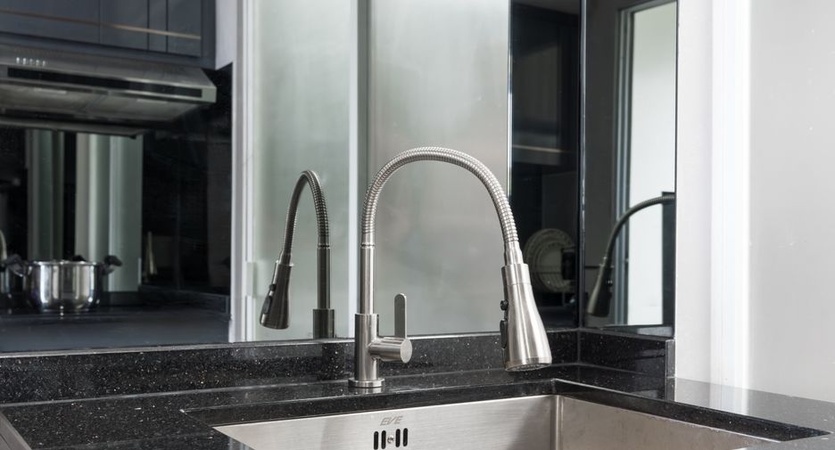 For rent 1 bed condo in Huai Khwang, Bangkok
