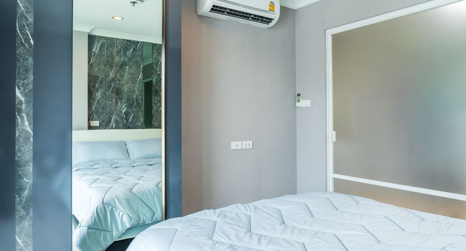 For rent 1 bed condo in Huai Khwang, Bangkok