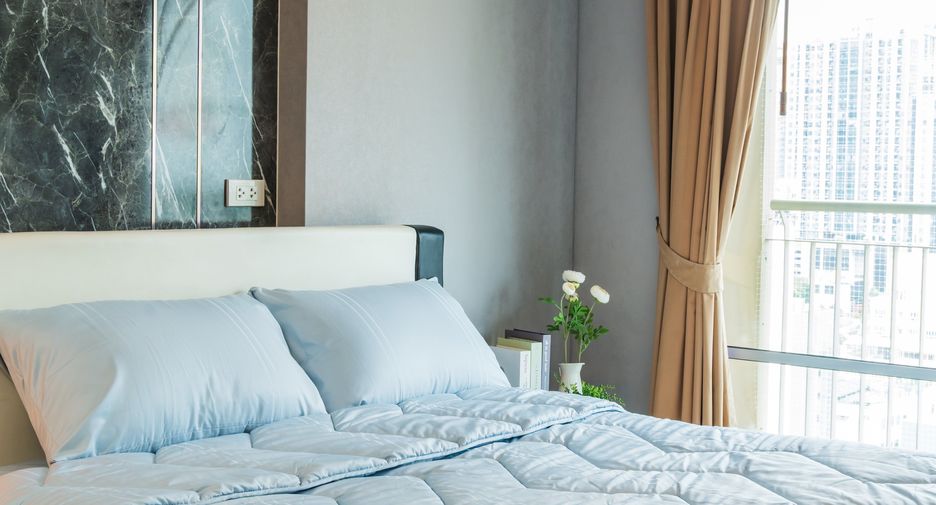 For rent 1 bed condo in Huai Khwang, Bangkok