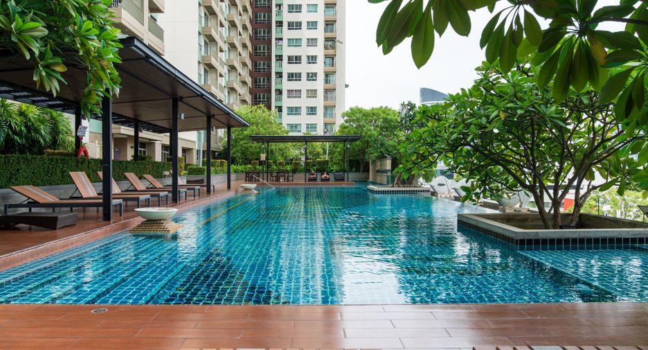 For rent 1 bed condo in Huai Khwang, Bangkok