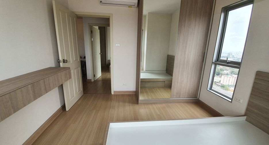 For rent 2 ベッドルーム condo in Huai Khwang, Bangkok