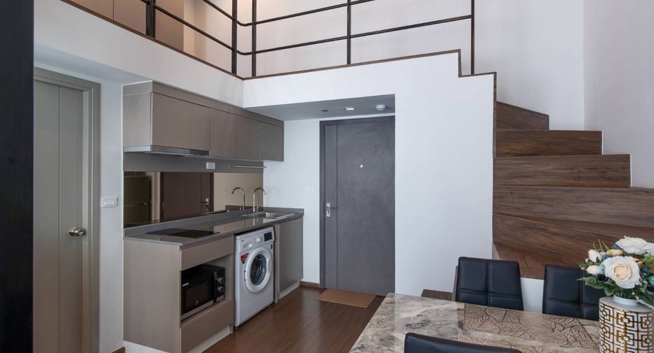 Condo en venta de 2 habitaciones en Bang Kapi, Bangkok