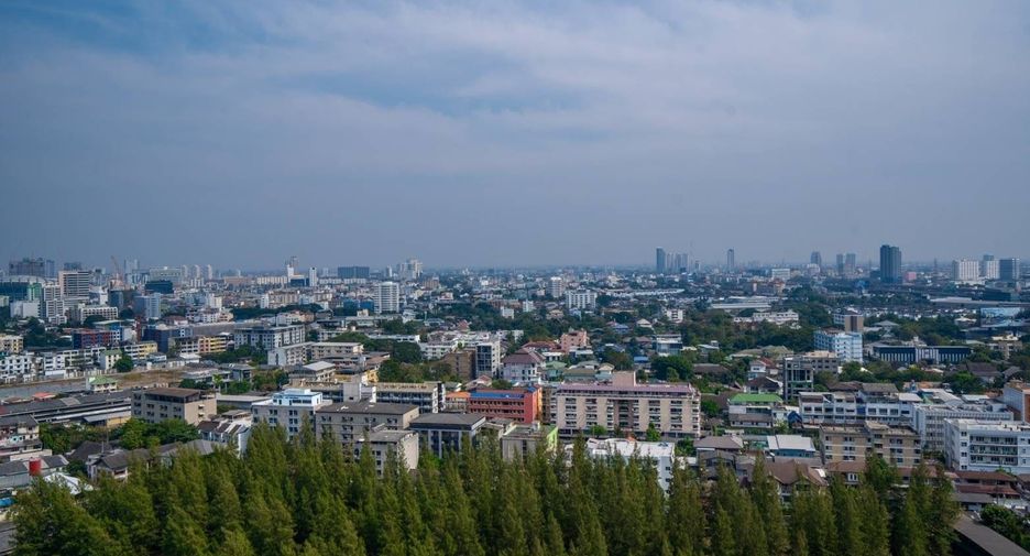 Condo en venta de 2 habitaciones en Bang Kapi, Bangkok