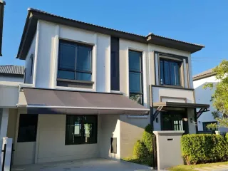 À louer 3 chambres maison à Bang Phli, Samut Prakan