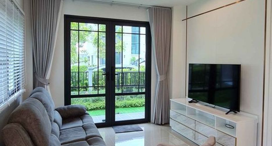 Casa en alquiler de 3 habitaciones en Bang Phli, Samut Prakan