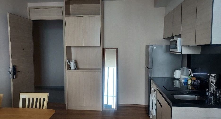 Condo en alquiler de 2 habitaciones en Khlong Toei, Bangkok