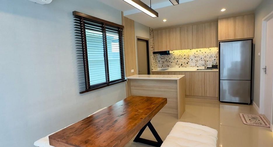 出租 3 卧室 独立屋 在 Bang Phli, Samut Prakan