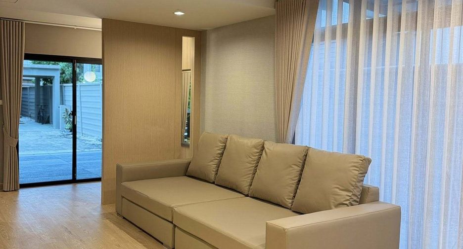 出租 3 卧室 独立屋 在 Bang Phli, Samut Prakan