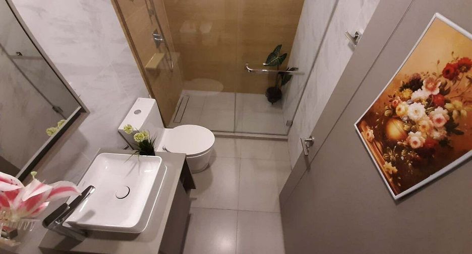 For rent 2 ベッドルーム condo in Watthana, Bangkok