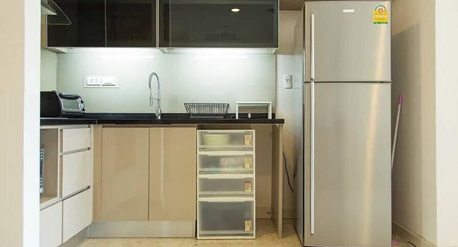 For rent 1 bed condo in Khlong Toei, Bangkok