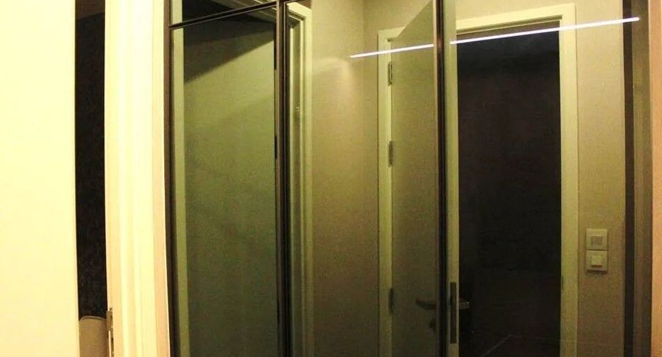 For sale 1 bed condo in Khlong Toei, Bangkok