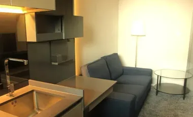 For sale 1 bed condo in Khlong Toei, Bangkok