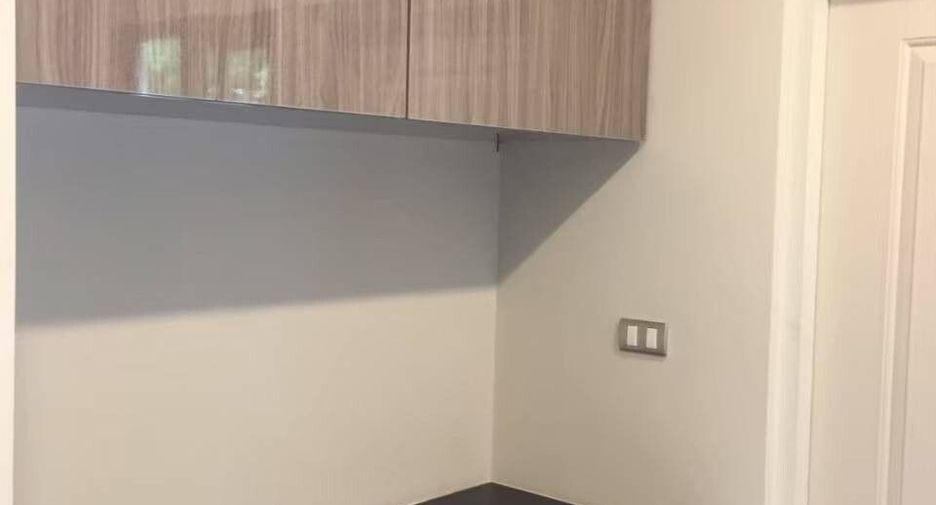 出租 4 卧室 独立屋 在 Bang Phli, Samut Prakan