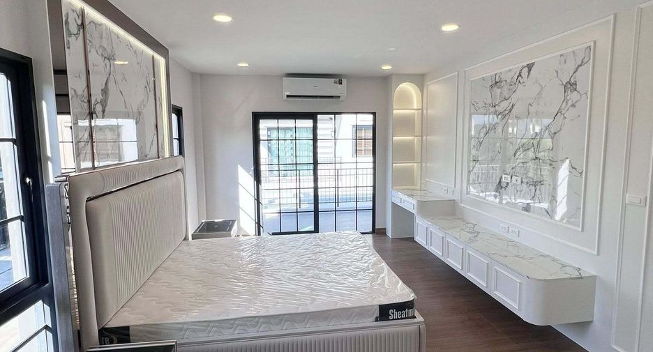 For rent 4 ベッドルーム house in Bang Phli, Samut Prakan