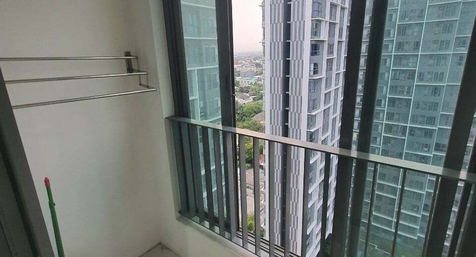 For sale 1 bed condo in Phra Khanong, Bangkok