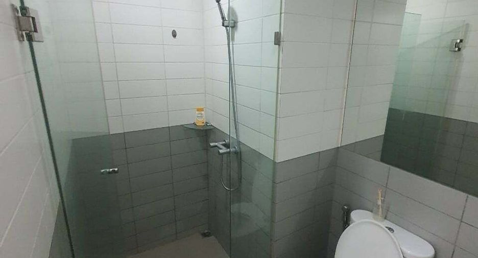 For sale 1 bed condo in Phra Khanong, Bangkok