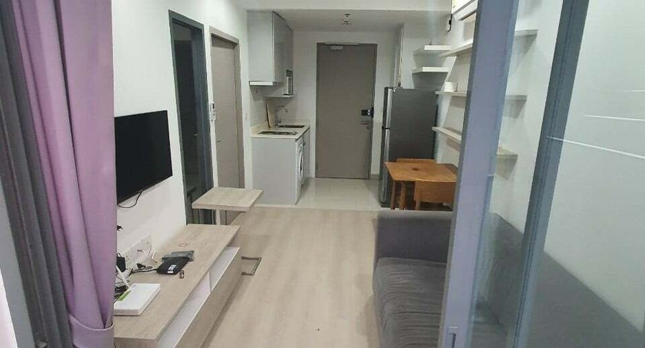 For sale 1 bed condo in Phra Khanong, Bangkok