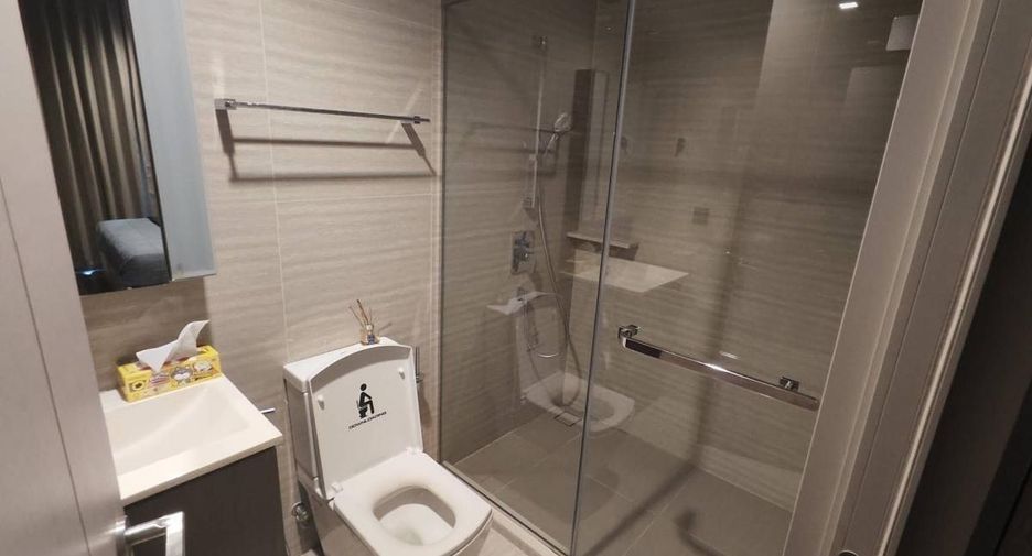 Condo en alquiler de 1 habitaciones en Huai Khwang, Bangkok