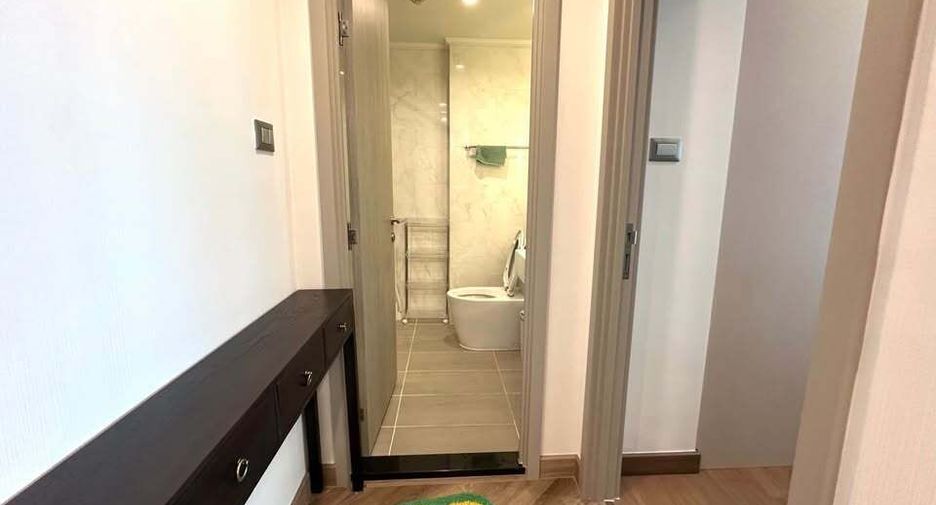 For rent 1 bed condo in Watthana, Bangkok