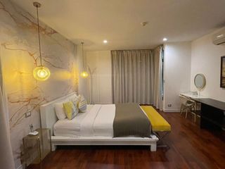 For rent 2 bedrooms condo in Pathum Wan, Bangkok